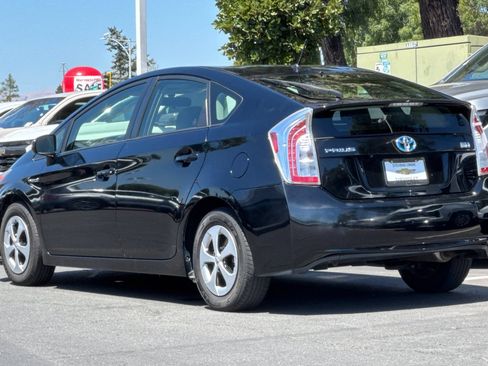 Used 2015 Toyota Prius Two FWD image 7