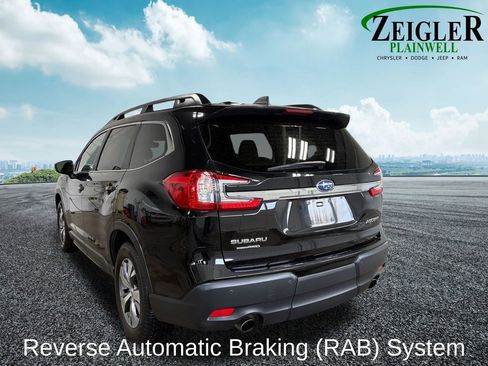 Used 2024 Subaru Ascent Premium w/ Convenience Package image 7