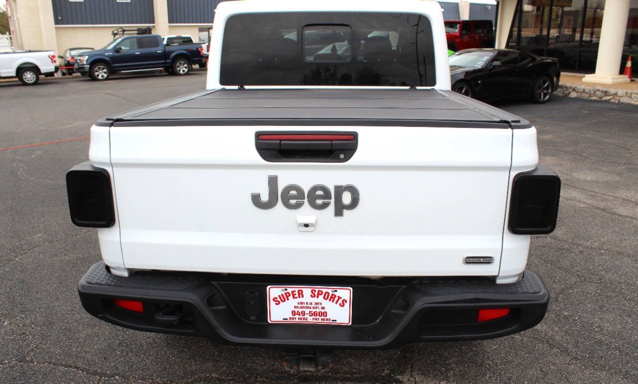 Used 2023 Jeep Gladiator Overland w/ Cold Weather Group AWD/4WD image 13