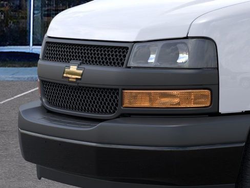 New 2025 Chevrolet Express 2500 w/ Driver Convenience Package RWD image 13