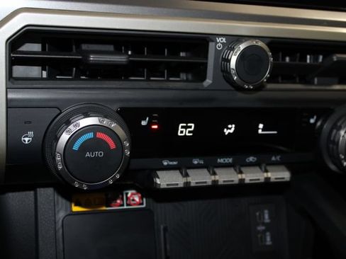 Used 2024 Toyota Tacoma TRD Sport w/ TRD Sport Upgrade Package AWD/4WD image 26