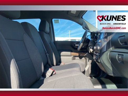 Used 2020 Chevrolet Silverado 1500 LT w/ Remote Start Package image 36