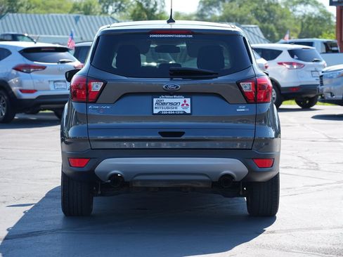 Used 2019 Ford Escape SE AWD/4WD image 4