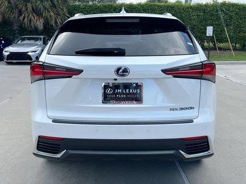 Used 2019 Lexus NX 300h AWD w/ Comfort Package image 6