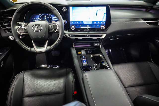 Certified 2025 Lexus RX 350 w/ Convenience Package AWD/4WD image 19