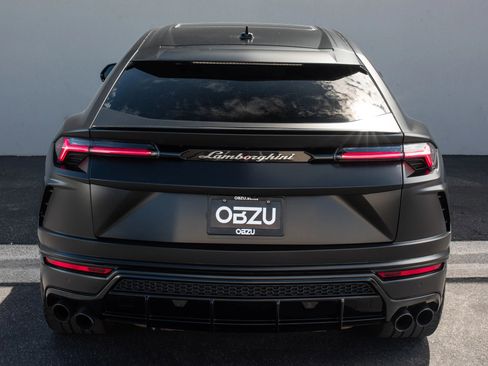 Used 2020 Lamborghini Urus image 33