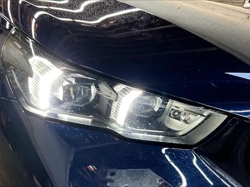 Certified 2026 BMW i5 eDrive40 w/ M Sport Package RWD image 30