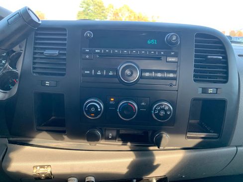 Used 2013 Chevrolet Silverado 3500 W/T RWD image 12