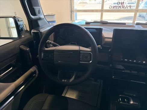 New 2026 GMC Hummer EV 4x4 Crew Cab image 34