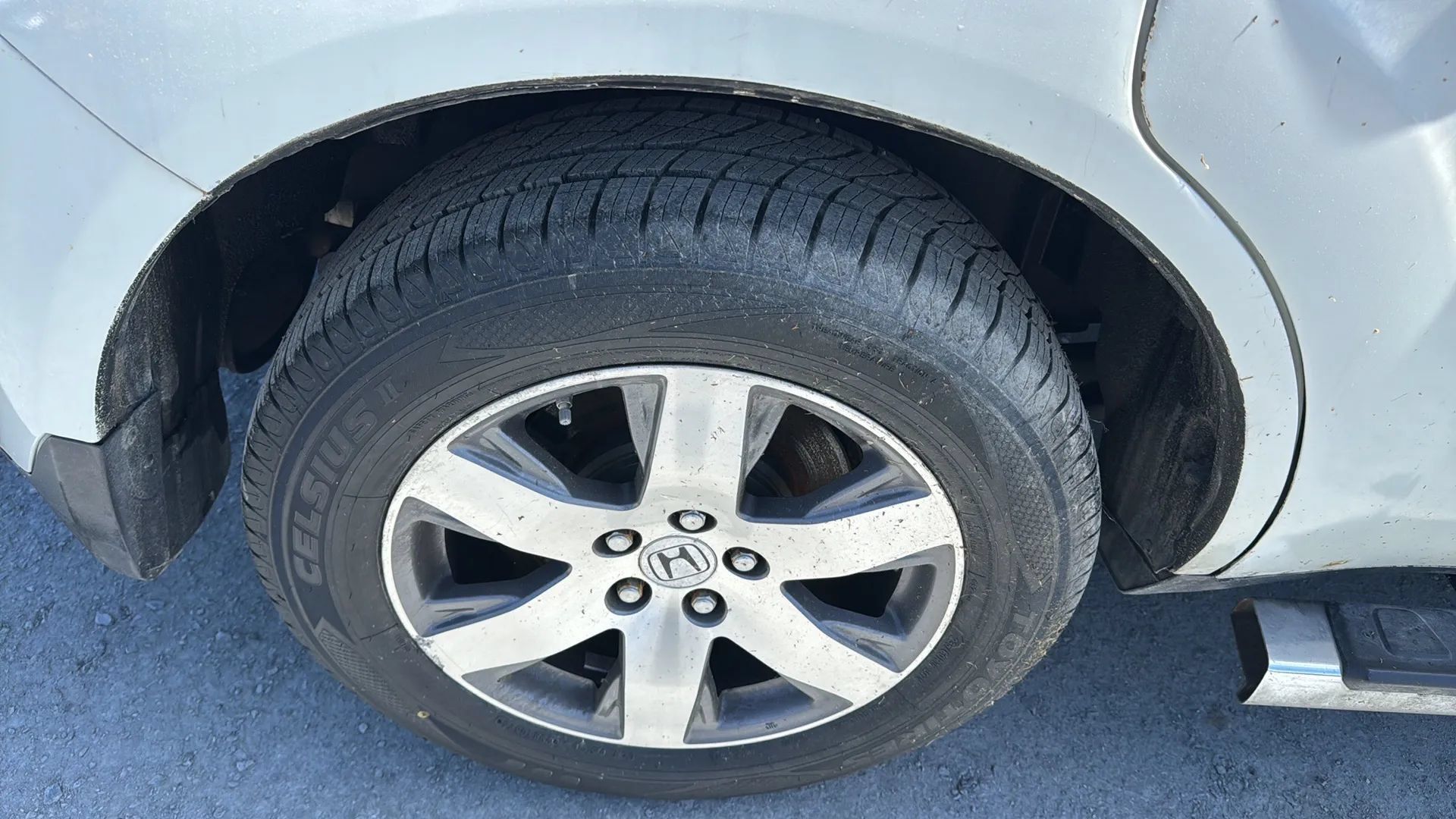 Used 2015 Honda Pilot Touring image 11