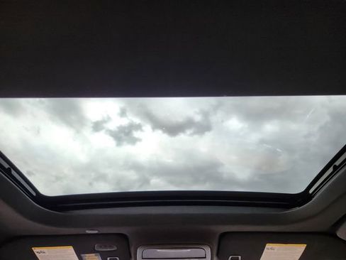 Used 2021 Lincoln Corsair Reserve w/ Equipment Group 201A image 27