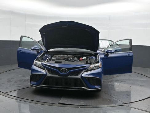 Used 2023 Toyota Camry SE w/ Cold Weather Package image 53