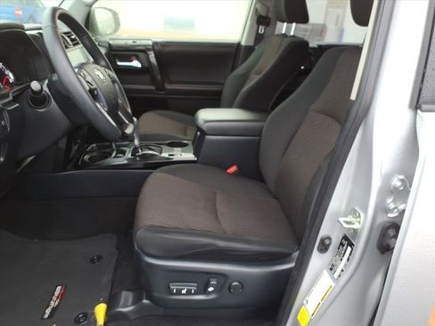 Used 2024 Toyota 4Runner TRD Off-Road image 14