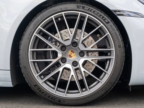 Certified 2024 Porsche 911 Carrera S RWD image 15