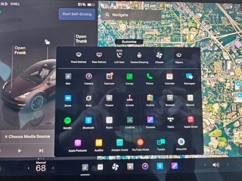 Used 2023 Tesla Model Y Long Range image 40