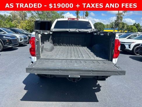 Used 2015 Toyota Tundra SR5 w/ SR5 Upgrade Package image 16