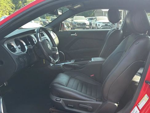 Used 2013 Ford Mustang Premium RWD image 17