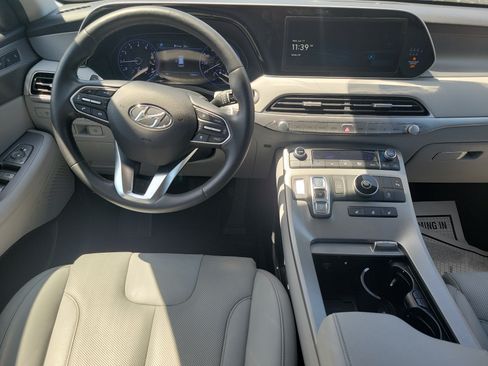 Used 2022 Hyundai Palisade SEL w/ 8P Bench Seat Package FWD image 15