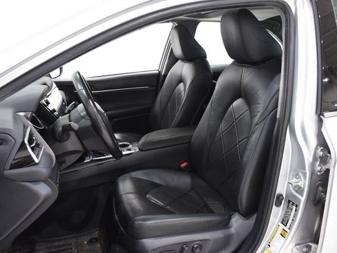 Used 2018 Toyota Camry XLE w/ Audio Package FWD image 22