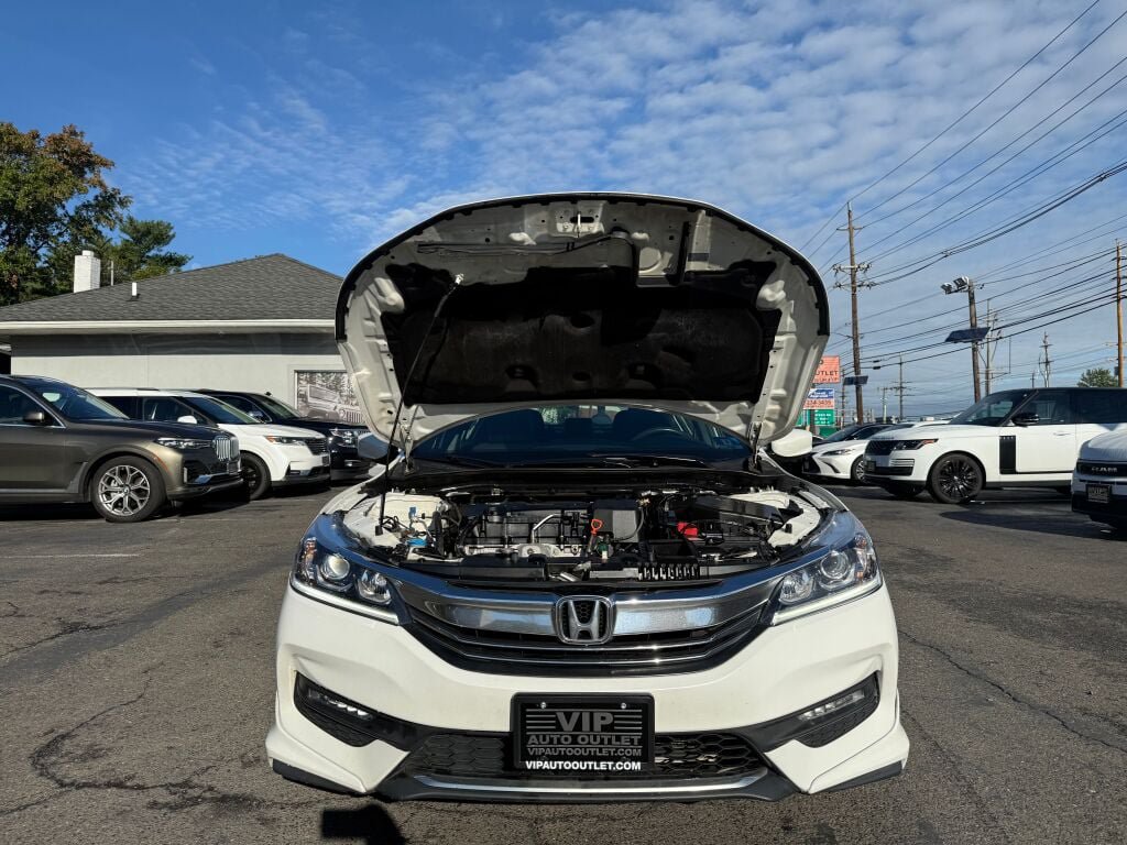 Used 2016 Honda Accord Sport image 32