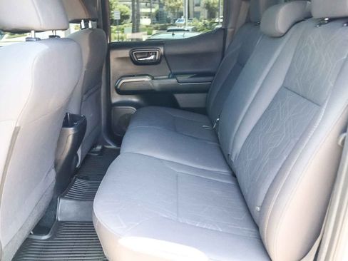 Used 2016 Toyota Tacoma TRD Off-Road w/ Towing Package RWD image 17