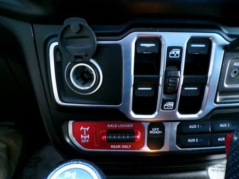 Used 2021 Jeep Gladiator Mojave image 24