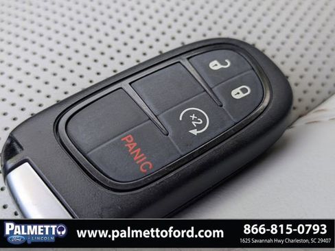 Used 2020 Jeep Cherokee Latitude Lux w/ Quick Order Package 26H Lux FWD image 29