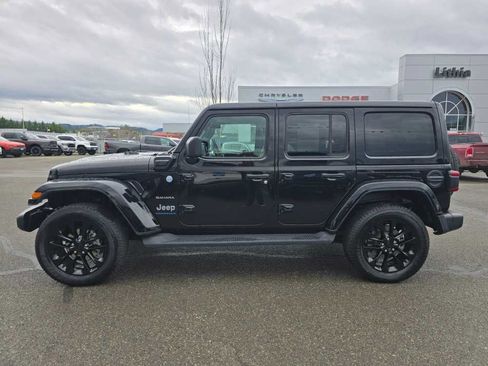 Used 2023 Jeep Wrangler Sahara w/ Cold Weather Group image 2