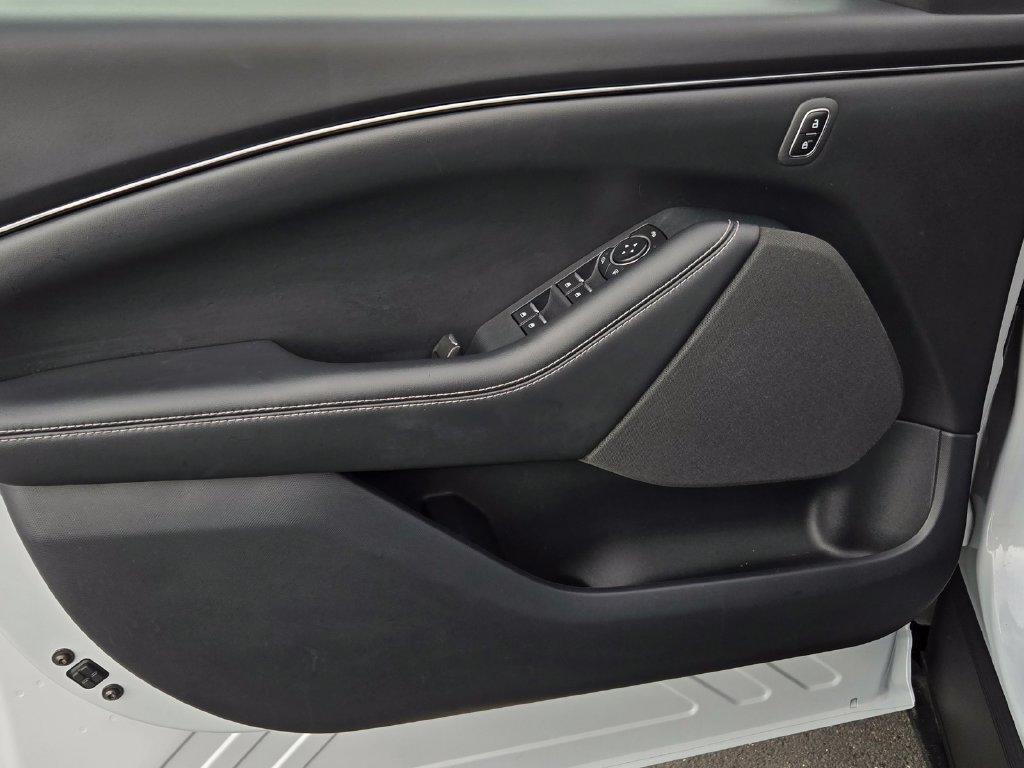 Used 2023 Ford Mustang Mach-E Select RWD image 9