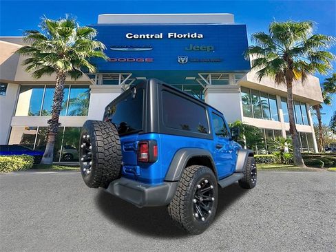 Used 2024 Jeep Wrangler Sport S image 5