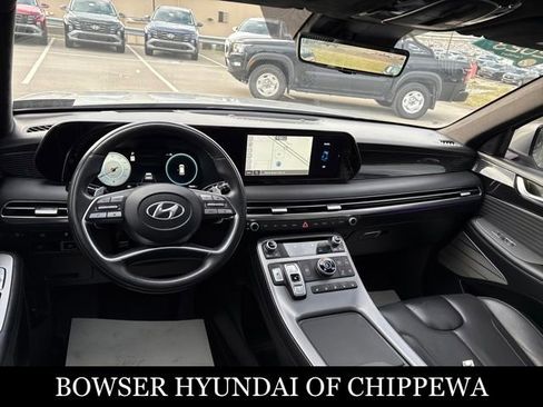 Used 2023 Hyundai Palisade Calligraphy image 11