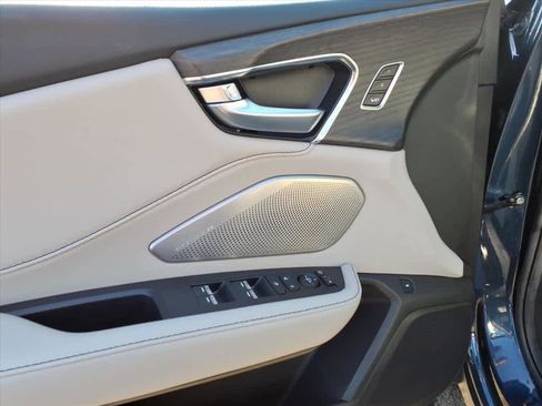 Certified 2025 Acura RDX SH-AWD w/ Advance Package image 23