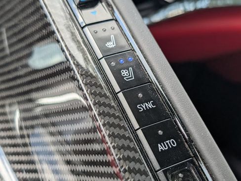 Used 2024 Chevrolet Corvette Z06 RWD image 22