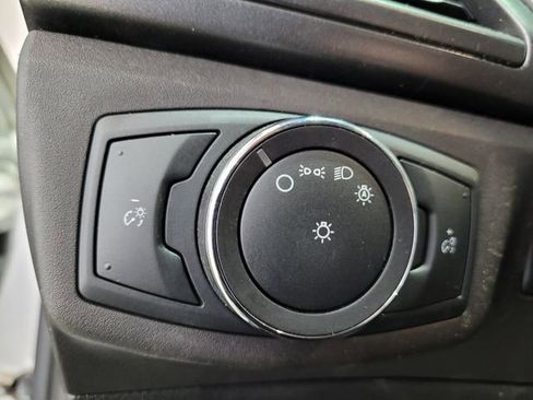 Used 2015 Ford Fusion SE image 38