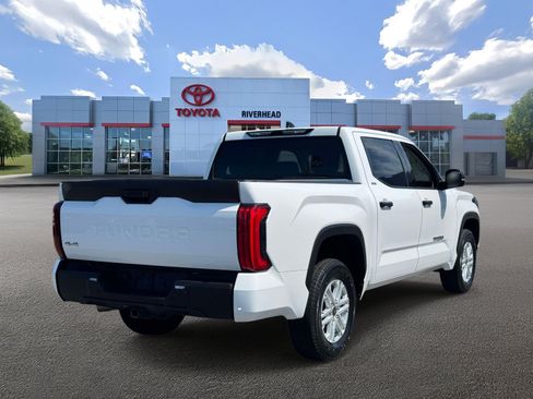 Used 2023 Toyota Tundra SR5 w/ SR5 Convenience Package AWD/4WD image 6