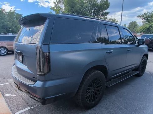 Used 2025 Cadillac Escalade Sport Platinum w/ LPO, ONYX Package AWD/4WD image 5