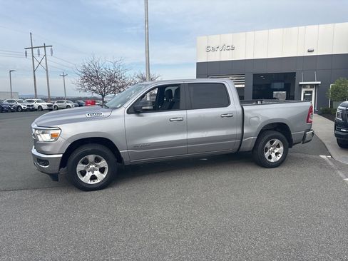 Used 2022 RAM 1500 Big Horn AWD/4WD image 4
