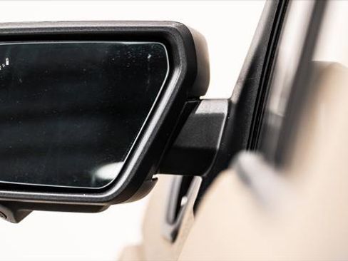 Used 2025 Ford F150 Lariat w/ FX4 Off-Road Package image 19