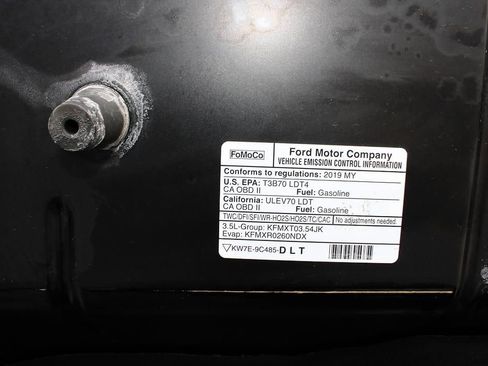 Used 2019 Ford F150 Platinum w/ Equipment Group 701A Luxury image 48