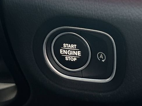 Used 2026 Mercedes-Benz GLE 350 4MATIC image 17