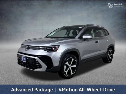 Used 2025 Volkswagen Taos SEL AWD/4WD image 4