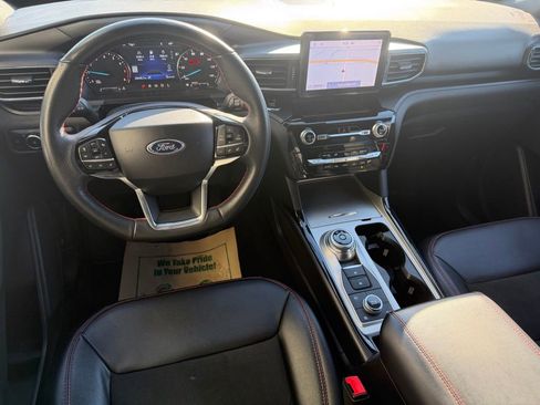 Used 2024 Ford Explorer ST-Line w/ Class IV Trailer Tow Package image 16