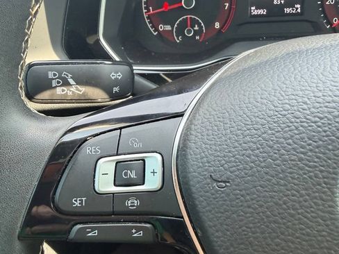 Used 2021 Volkswagen Jetta SE w/ SE Cold Weather Package FWD image 19