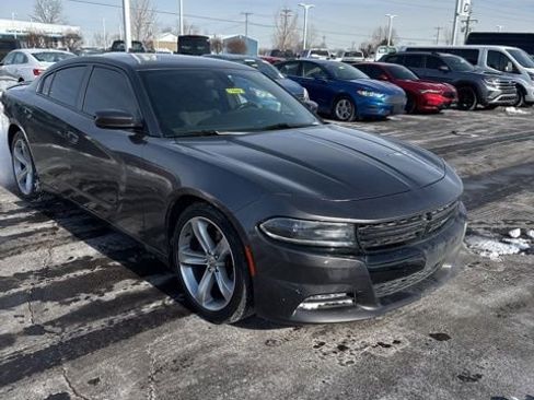 Used 2016 Dodge Charger R/T image 14