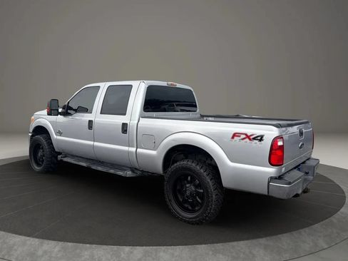 Used 2016 Ford F250 XL w/ Power Equipment Group AWD/4WD image 3