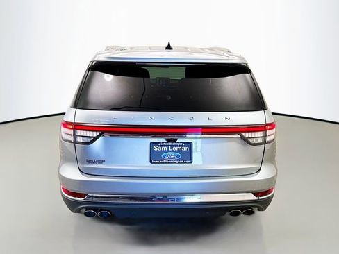 Used 2023 Lincoln Aviator Reserve w/ Equipment Group 201A image 6