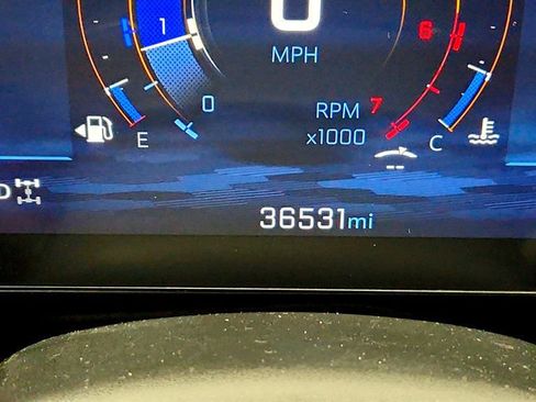 Used 2025 Chevrolet Equinox ACTIV w/ Safety and Technology Package AWD/4WD image 14