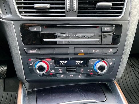 Used 2016 Audi Q5 2.0T Premium Plus image 19