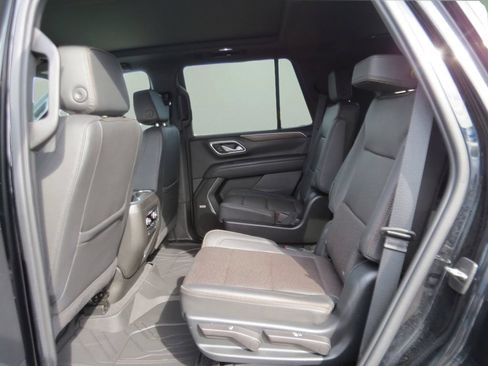Certified 2024 Chevrolet Tahoe High Country AWD/4WD image 15