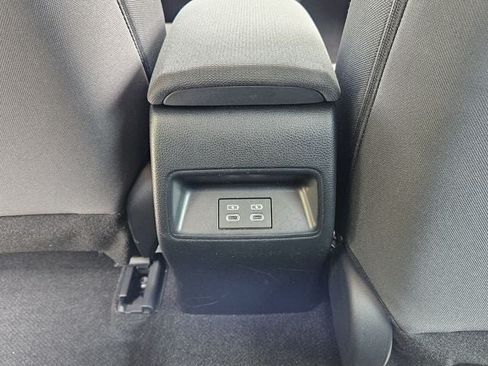 Used 2026 Toyota Corolla LE FWD image 13
